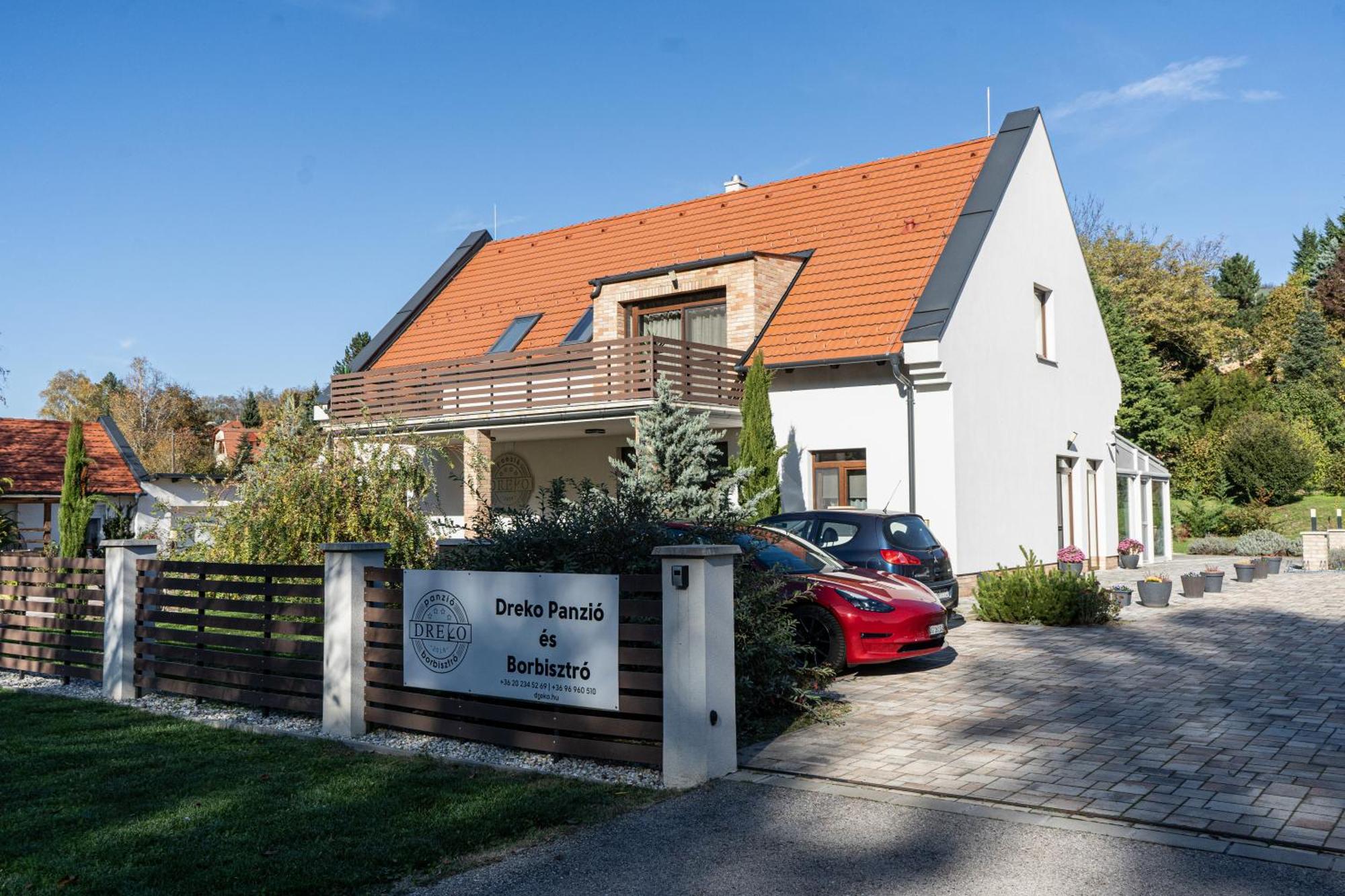 Bed and Breakfast Dreko Panzió&Borbisztró Győrújbarát Zewnętrze zdjęcie