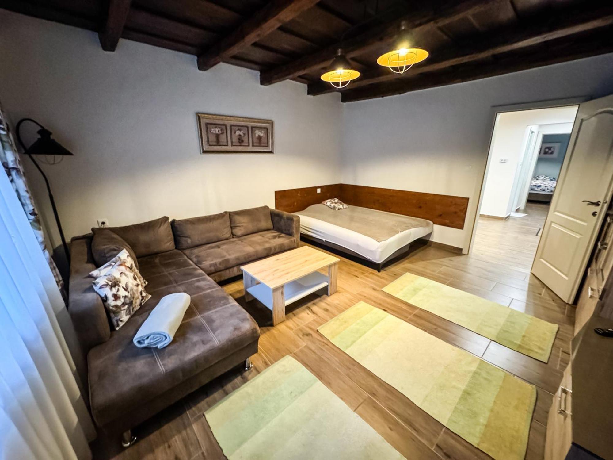 Bed and Breakfast Dreko Panzió&Borbisztró Győrújbarát Zewnętrze zdjęcie